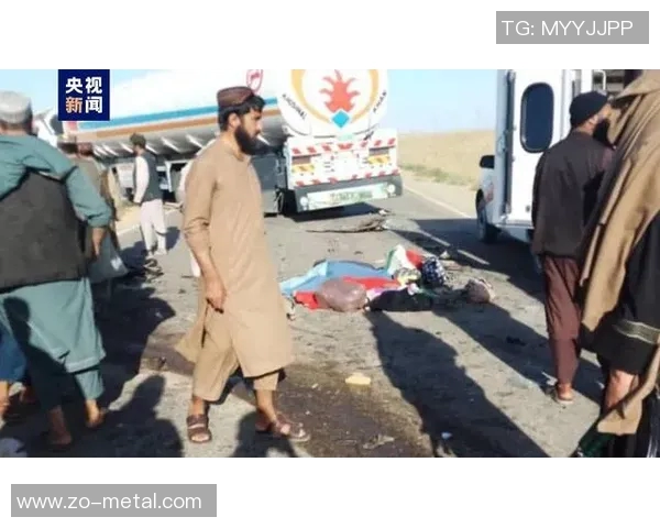 马拉多纳撞人事件引发舆论哗然