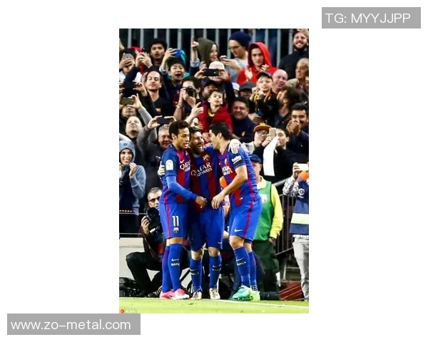 塞维利亚抢先签下巴塞罗那青训新星,引发球迷热议 塞维利亚抢先签下巴塞罗那青训新星,引发球迷热议